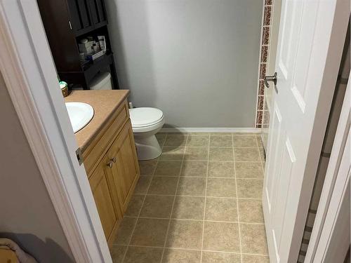 120A 4 Street East, Lashburn, SK - Indoor Photo Showing Bathroom