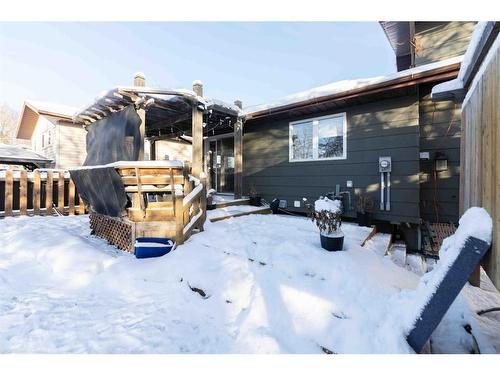 2304 46A Avenue, Lloydminster, SK - Outdoor