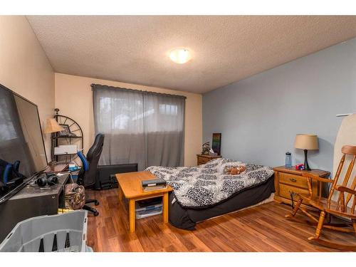 4725 29 Street, Lloydminster, SK - Indoor Photo Showing Bedroom