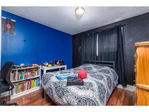 4725 29 Street, Lloydminster, SK - Indoor Photo Showing Bedroom