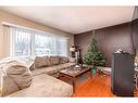 4725 29 Street, Lloydminster, SK  - Indoor Photo Showing Living Room 