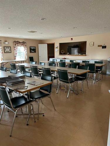 103-5120 51 Avenue, Vermilion, AB - Indoor Photo Showing Dining Room