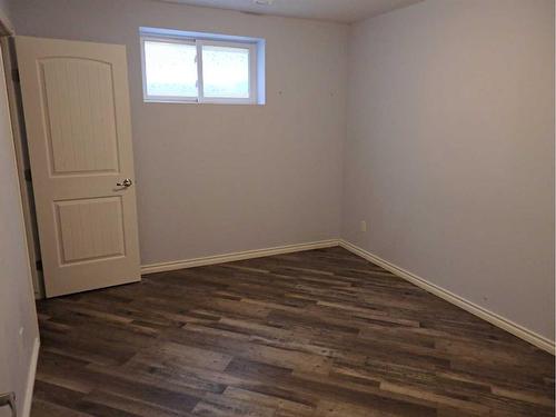 4802 49 Avenue, Vermilion, AB - Indoor Photo Showing Other Room