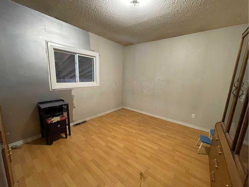 1133 8 Avenue, Wainwright, AB - Indoor Photo Showing Other Room