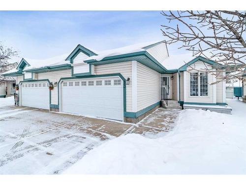 13-4201 56 Avenue, Lloydminster, AB - Outdoor