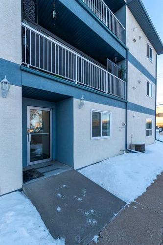 104-5102 47 Street, Lloydminster, AB - Outdoor With Balcony With Exterior