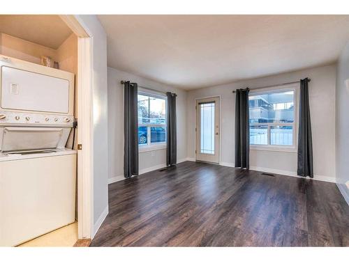 104-5102 47 Street, Lloydminster, AB - Indoor Photo Showing Laundry Room