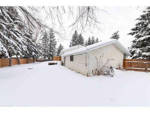 2602 47A Avenue, Lloydminster, SK - Outdoor