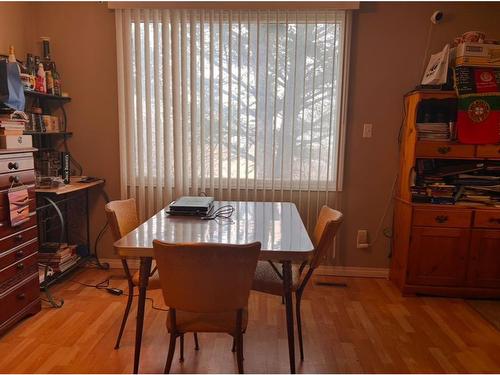 1306 15 Street, Wainwright, AB - Indoor Photo Showing Dining Room