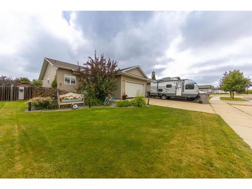 2109 52 Avenue, Lloydminster, AB - Outdoor