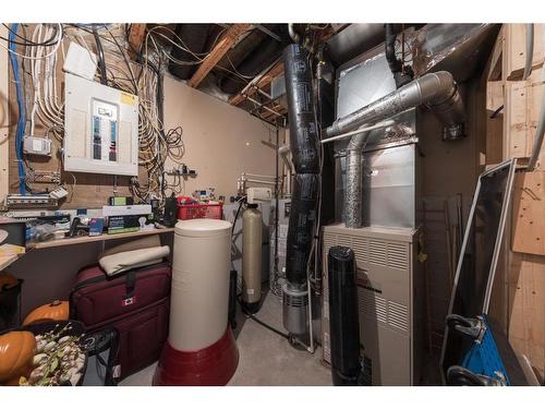 2109 52 Avenue, Lloydminster, AB - Indoor Photo Showing Laundry Room