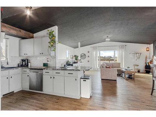 Pt Ne-31-51-27 W3Rd Road, Rural, SK - Indoor Photo Showing Kitchen