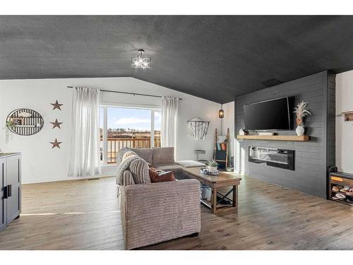 Pt Ne-31-51-27 W3Rd Road, Rural, SK - Indoor Photo Showing Living Room