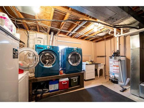 1929 5 Avenue, Wainwright, AB - Indoor Photo Showing Basement