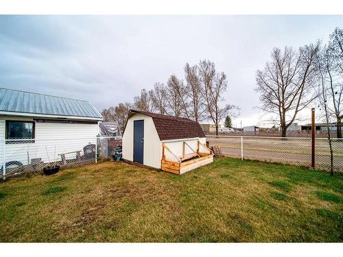 1929 5 Avenue, Wainwright, AB - Outdoor