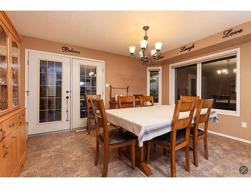 2711 46 Avenue Close, Lloydminster, SK - Indoor Photo Showing Dining Room