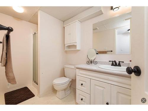 2711 46 Avenue Close, Lloydminster, SK - Indoor Photo Showing Bathroom