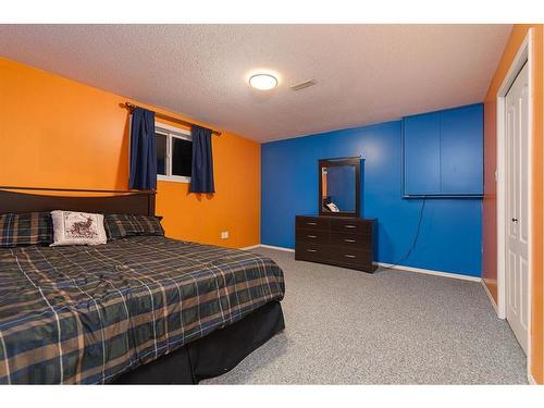 2711 46 Avenue Close, Lloydminster, SK - Indoor Photo Showing Bedroom