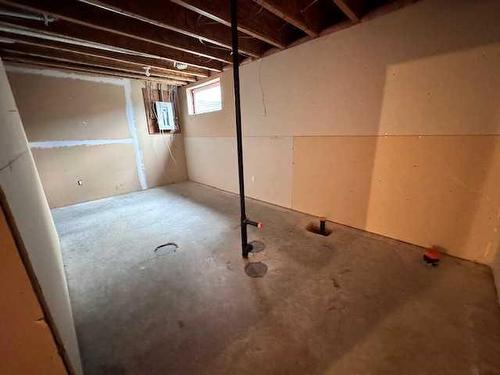 101-4727 20 Street, Lloydminster, SK - Indoor Photo Showing Basement