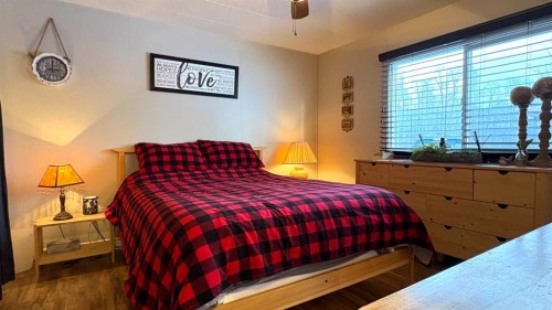 44 Clear Lake, Rural Wainwright No. 61, M.D. Of, AB - Indoor Photo Showing Bedroom