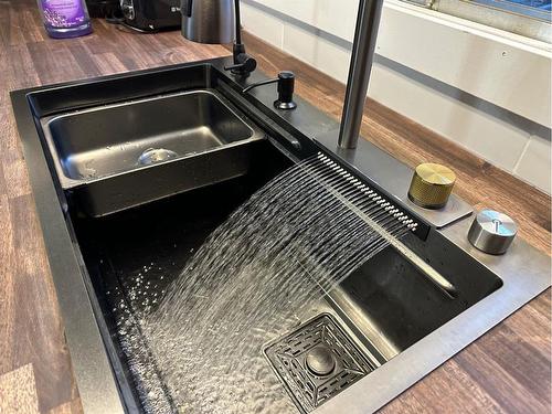 22 Simpson Avenue, Hughenden, AB - Indoor Photo Showing Kitchen With Double Sink