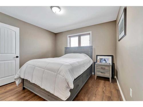 402 4 Avenue Close, Maidstone, SK - Indoor Photo Showing Bedroom