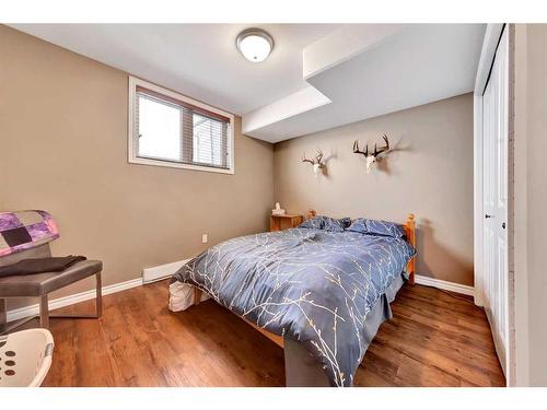 402 4 Avenue Close, Maidstone, SK - Indoor Photo Showing Bedroom