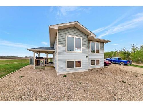 402 4 Avenue Close, Maidstone, SK - Outdoor