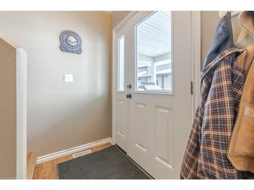 402 4 Avenue Close, Maidstone, SK - Indoor Photo Showing Other Room