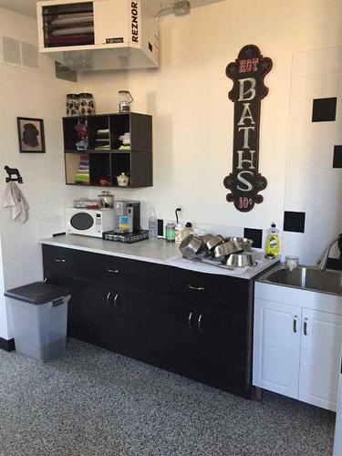 513006 62 Range, Rural Vermilion River, County Of, AB - Indoor Photo Showing Kitchen