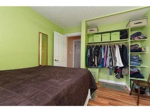 3619 50 Avenue, Lloydminster, SK - Indoor Photo Showing Bedroom