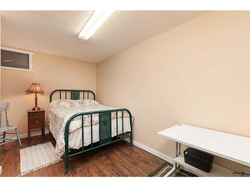 3619 50 Avenue, Lloydminster, SK - Indoor Photo Showing Bedroom