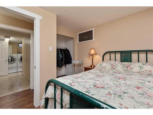 3619 50 Avenue, Lloydminster, SK - Indoor Photo Showing Bedroom