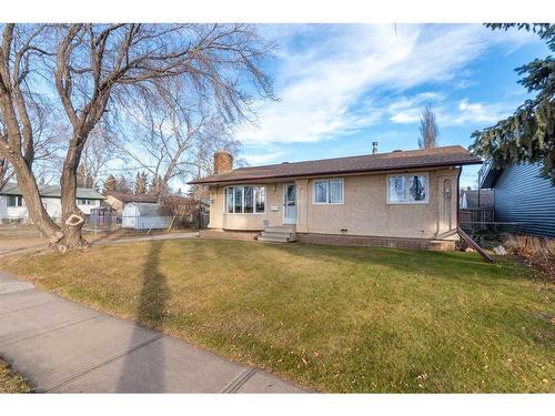 3619 50 Avenue, Lloydminster, SK - Outdoor