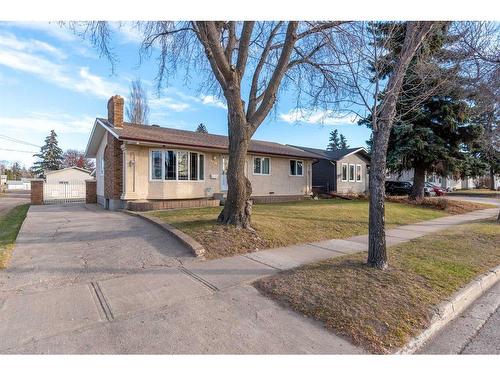 3619 50 Avenue, Lloydminster, SK - Outdoor