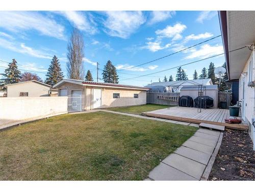 3619 50 Avenue, Lloydminster, SK - Outdoor