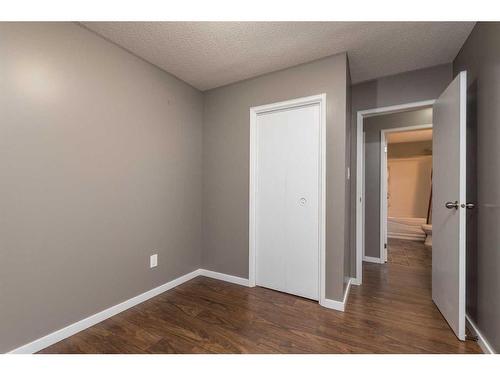 5306 47 Street, Lloydminster, AB - Indoor Photo Showing Other Room