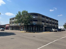 4820 50 Avenue  Lloydminster, AB T9V 0W5