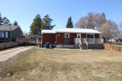 112 3 Street EAST Maidstone, SK S0M 1M0