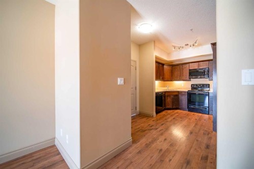 402-2609 11 Avenue, Wainwright, AB - Indoor Photo Showing Kitchen