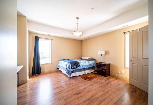 210-2609 11 Avenue, Wainwright, AB - Indoor Photo Showing Bedroom