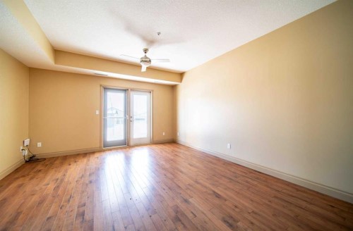 202-2609 11 Avenue, Wainwright, AB - Indoor Photo Showing Other Room