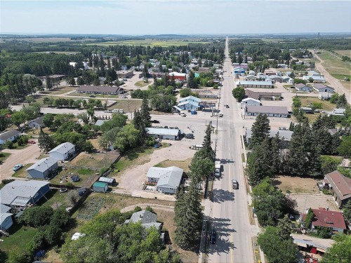 110 Second Street, St. Walburg, SK 