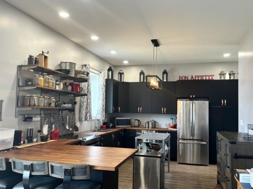 34062 Hwy 13, Provost, AB - Indoor Photo Showing Kitchen