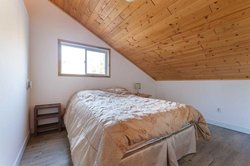912 Brightsand Place, Brightsand Lake, SK - Indoor Photo Showing Bedroom