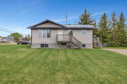 201 3 Avenue E  Neilburg, SK S0M 2C0