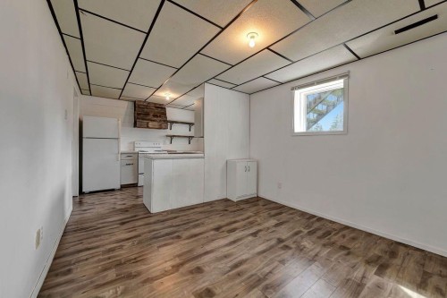 201 3 Avenue E, Neilburg, SK - Indoor Photo Showing Kitchen