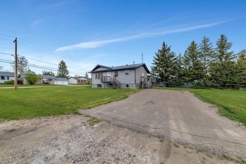 201 3 Avenue E, Neilburg, SK - Outdoor