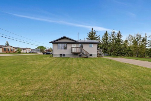 201 3 Avenue E, Neilburg, SK - Outdoor