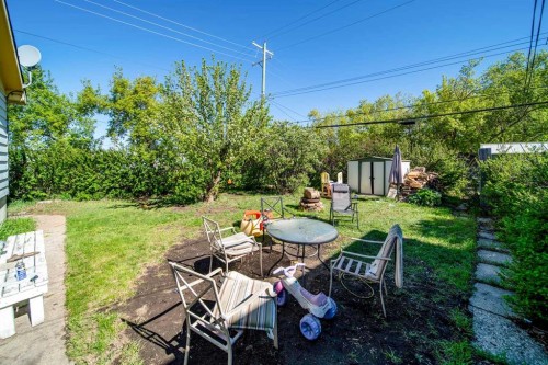 101 11 Street, Wainwright, AB - Outdoor